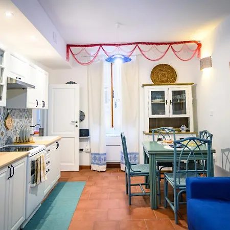 Cri's House
